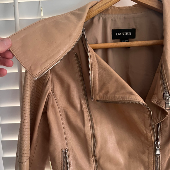 Danier Leather Jacket - Picture 5 of 10